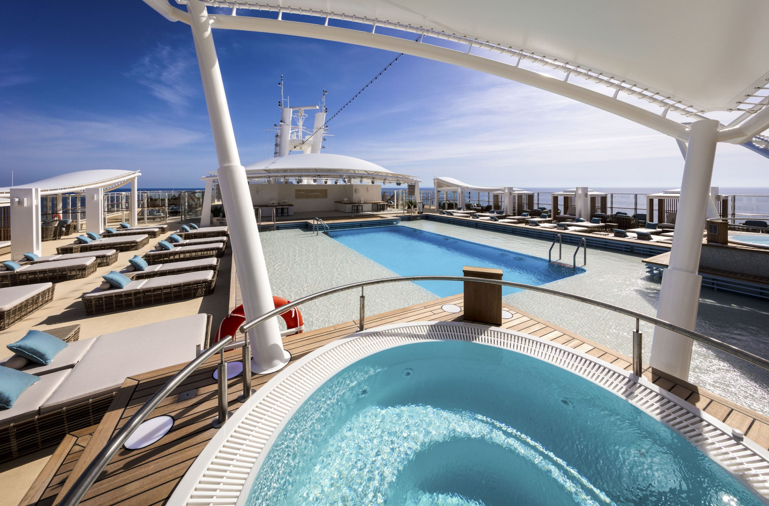 DREAM PALACE SUN DECK POOL 04 scaled