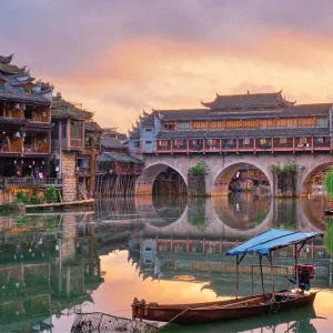 8 Days 6 Nights Charming Zhangjiajie 山清水秀张家界之旅